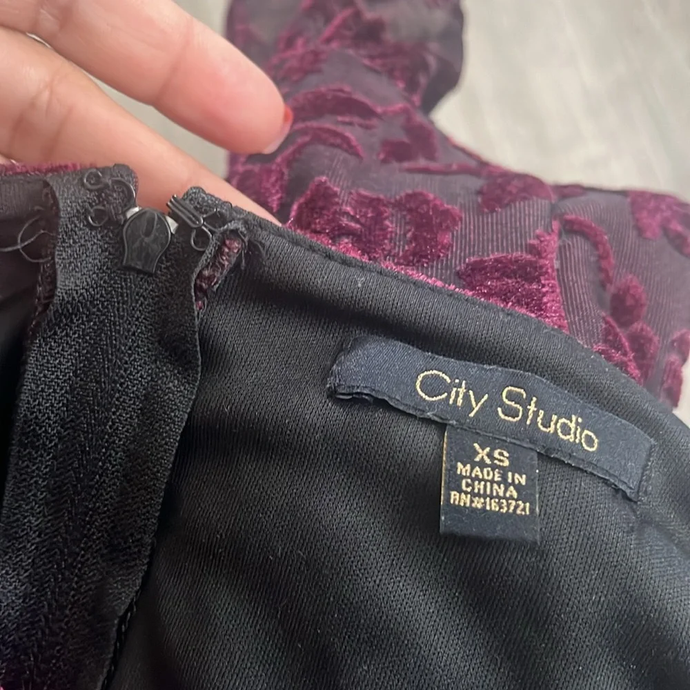 City Studio Dress - Picture 6 of 10